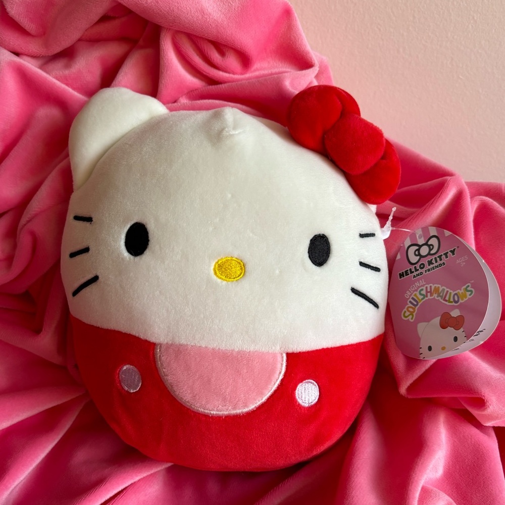 🎀8" Hello Kitty Squishmallow!🎀